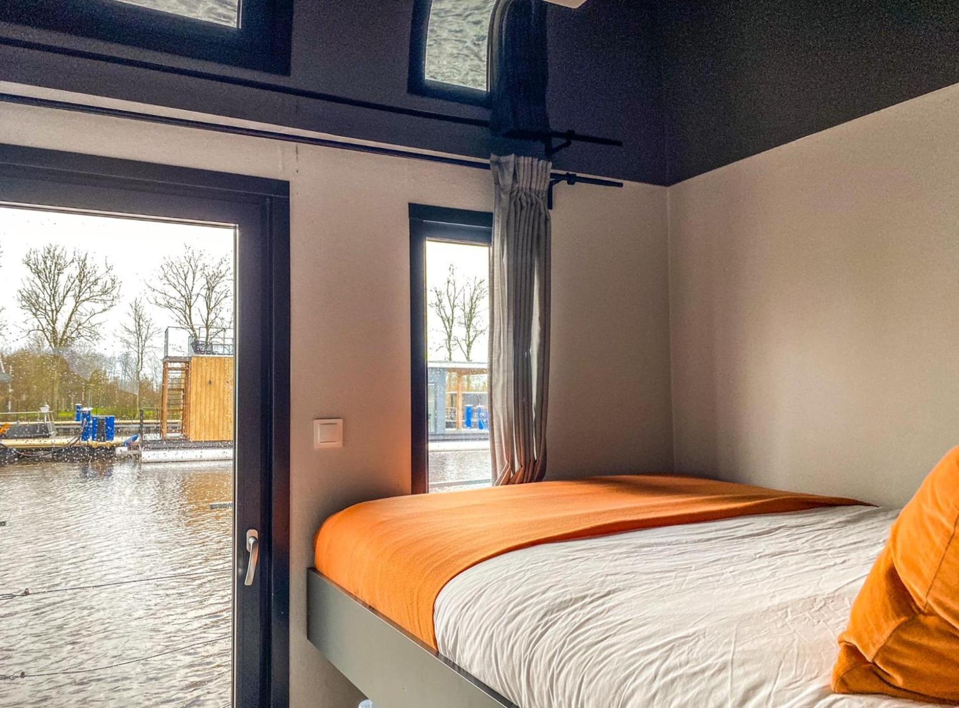 Houseboat Orange Sneekermeer Offingawier Екстериор снимка
